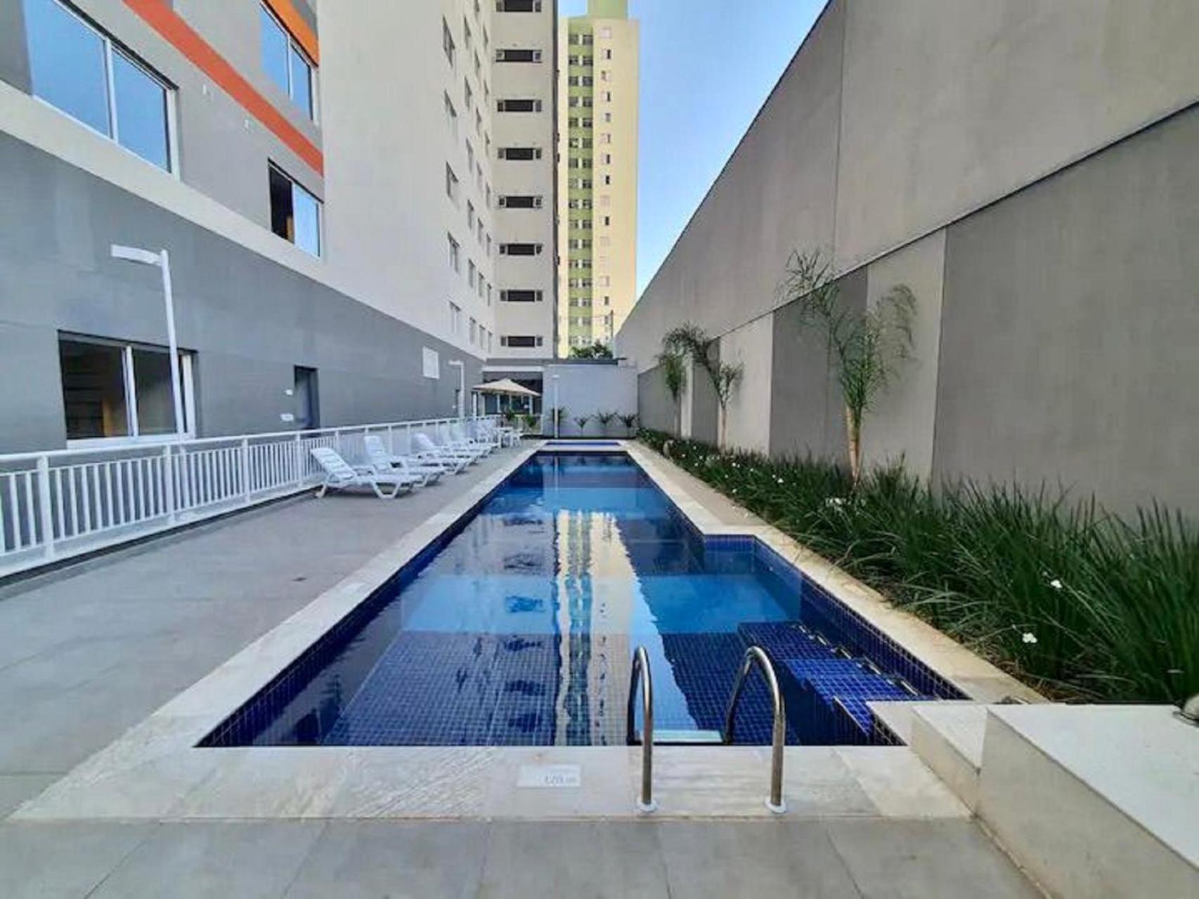 Magnifico Em Frente Ao Metro Bras ! Apartamento São Paulo