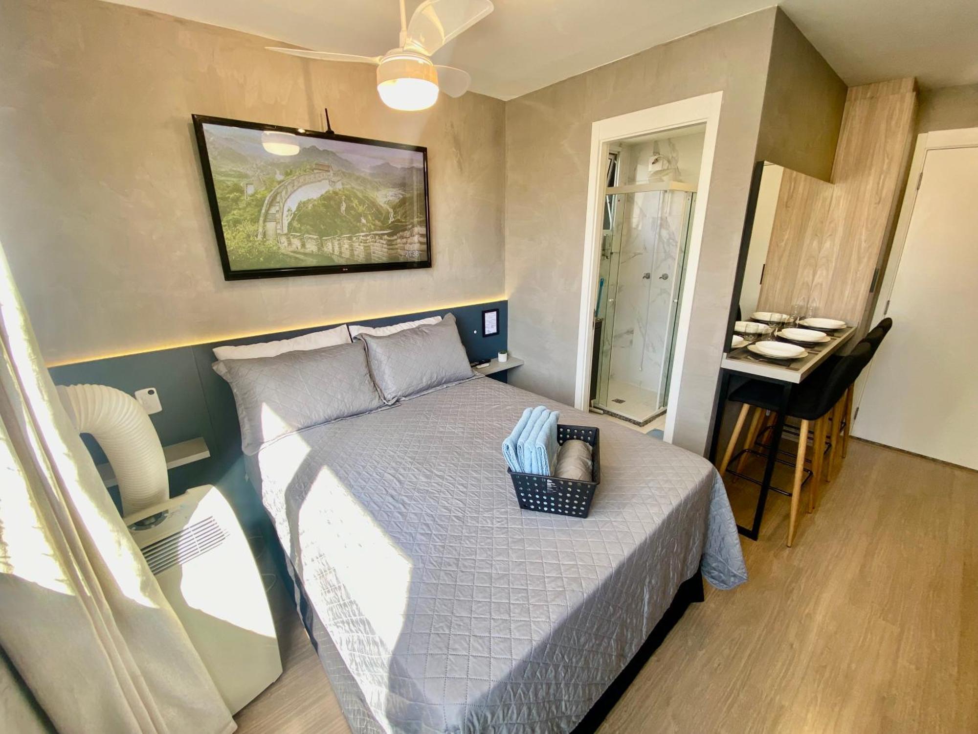 Magnifico Em Frente Ao Metro Bras ! Apartamento *