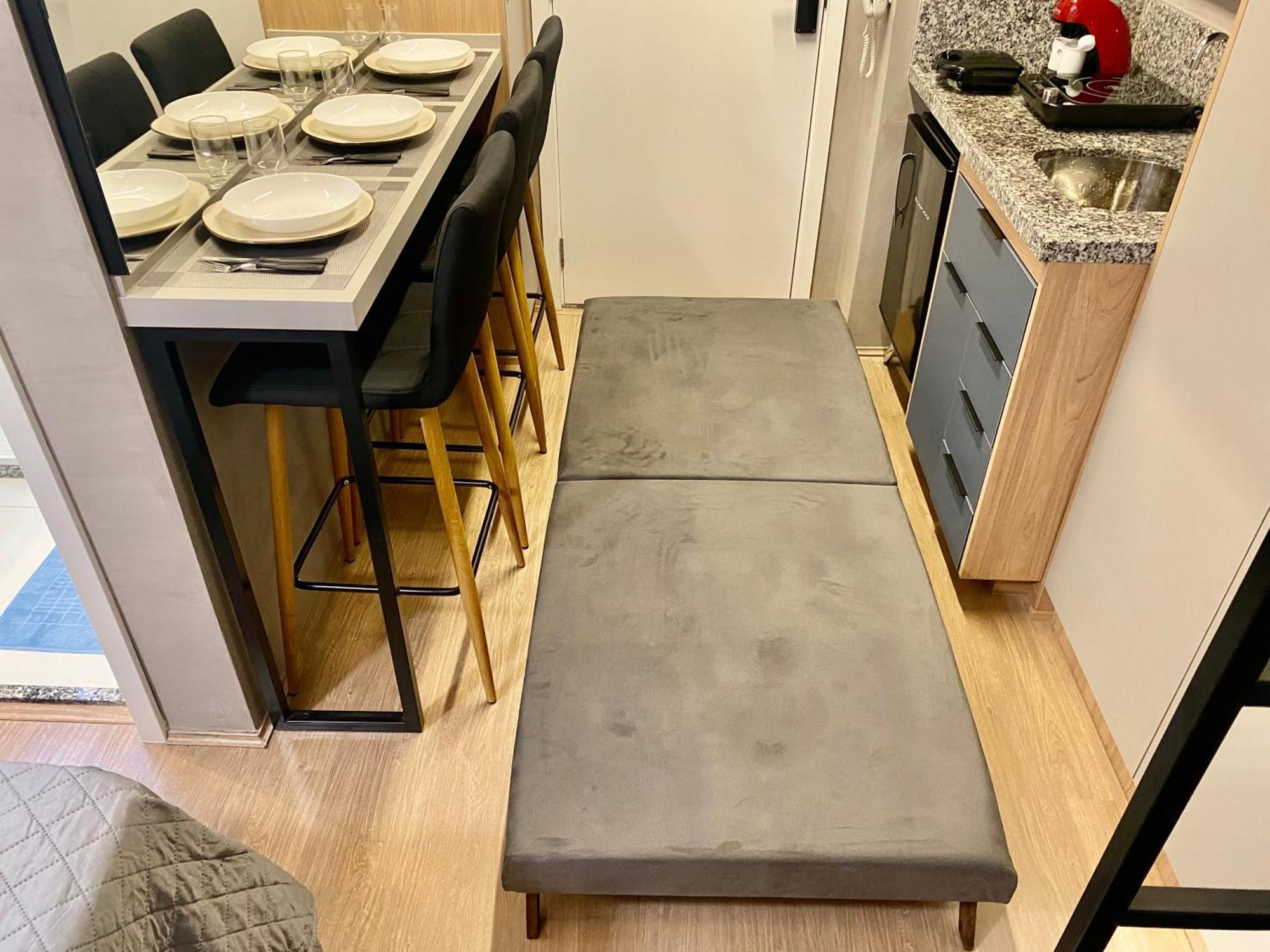 Magnifico Em Frente Ao Metro Bras ! Apartamento